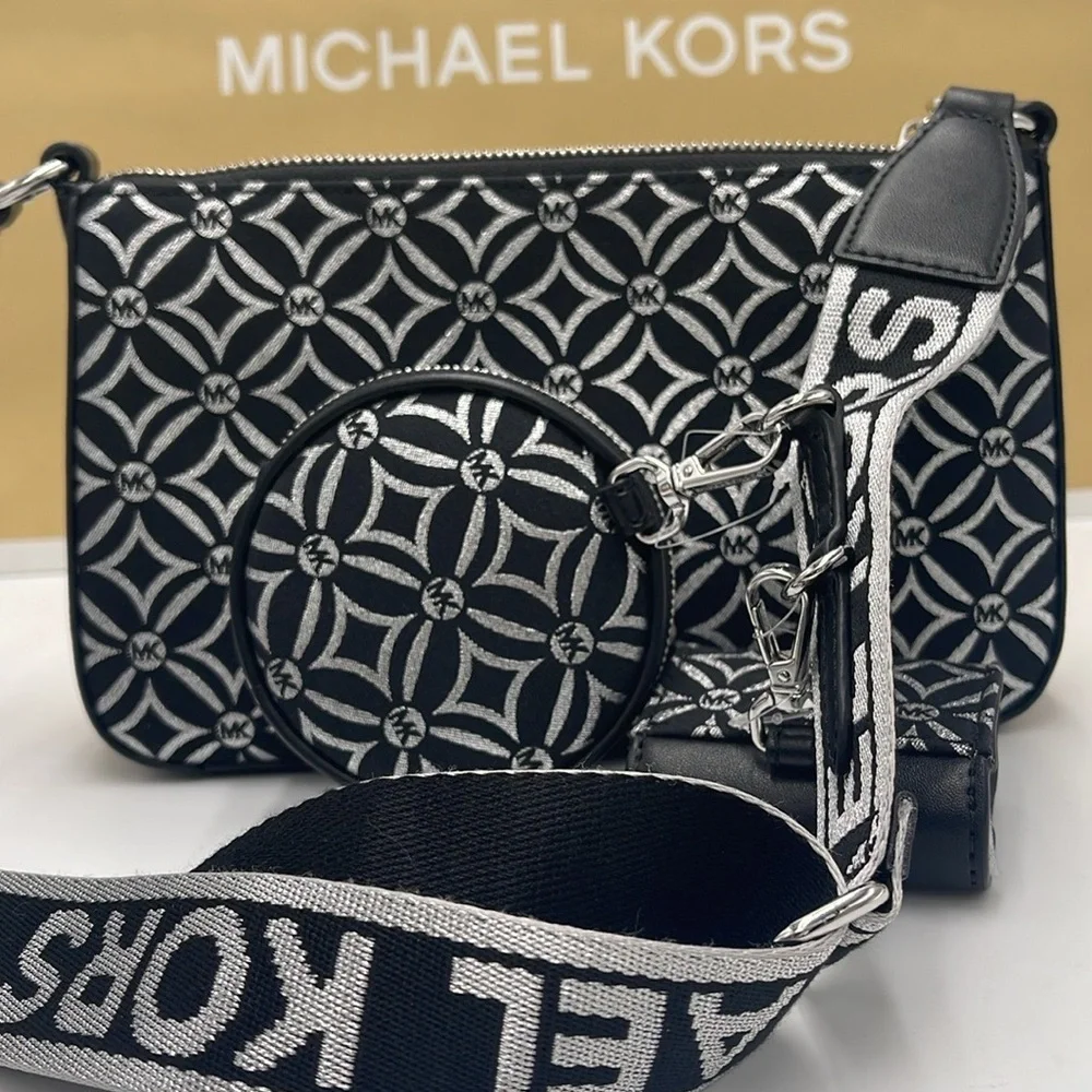 MICHAEL KORS Jet Set Travel Small Logo Jacquard Crossbody With Tech Attach - BLK - Picture 5 of 16